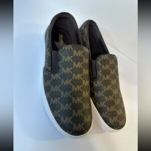 Michael Kors Logo Slip-On